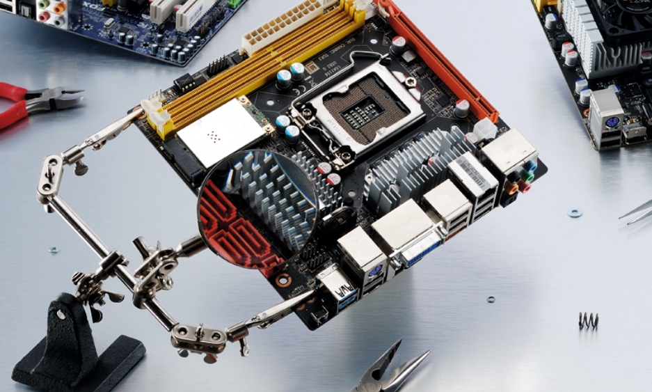 Μητρική πλακέτα Mini-ITX